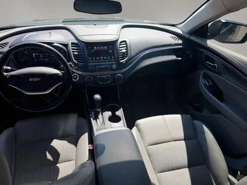 Used 2019 Chevrolet Impala LT FWD image 28