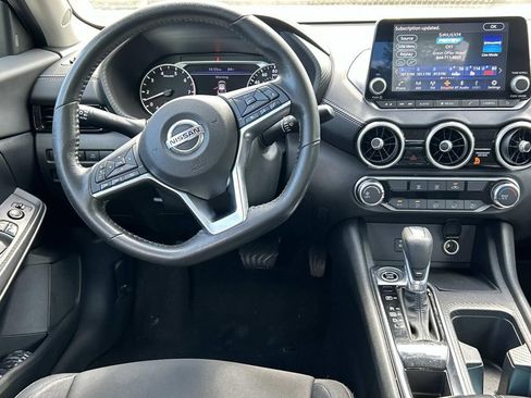 Used 2022 Nissan Sentra SV FWD image 21