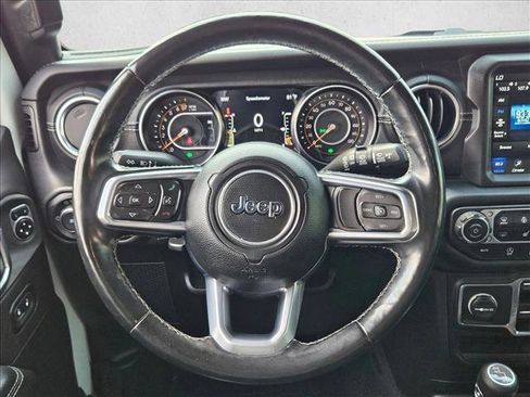 Used 2020 Jeep Wrangler Unlimited Sahara AWD/4WD image 14