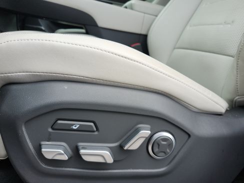 Used 2024 Hyundai Santa Fe Calligraphy FWD image 15