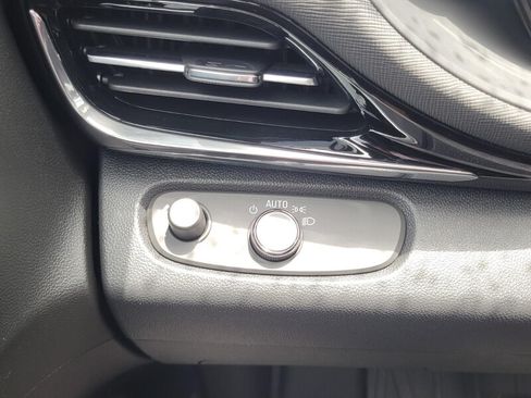 New 2026 Buick Envista Sport Touring w/ Convenience I Package FWD image 19