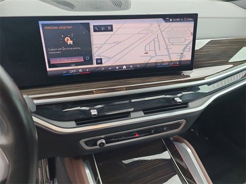 Used 2024 BMW X6 xDrive40i w/ Premium Package image 33