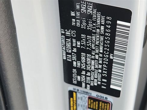 Used 2025 Kia Telluride AWD image 30