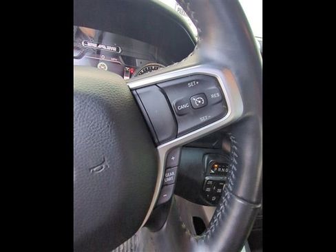 Used 2022 RAM 1500 Big Horn AWD/4WD image 16