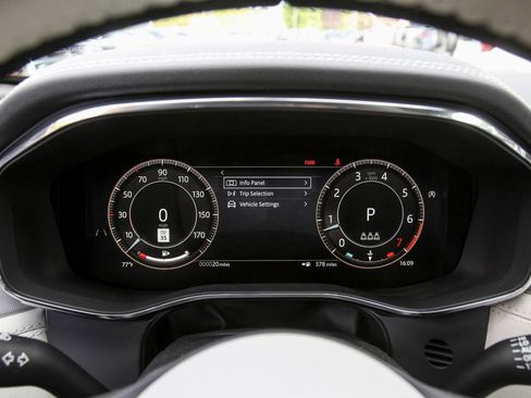 New 2025 Jaguar F-PACE R-Dynamic S AWD/4WD image 27