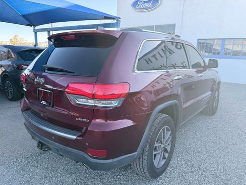 Used 2017 Jeep Grand Cherokee Limited image 29
