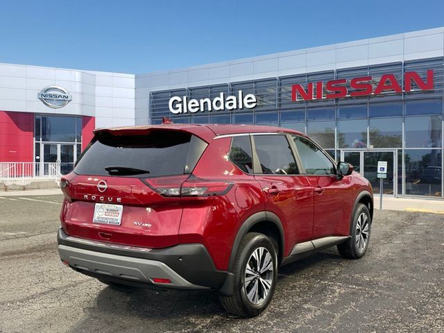 Used 2023 Nissan Rogue SV AWD/4WD image 4