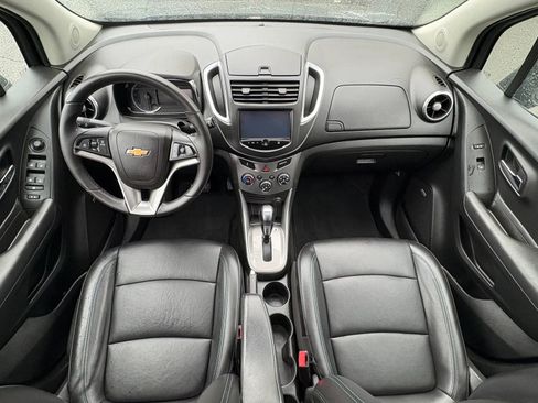 Used 2016 Chevrolet Trax LTZ AWD/4WD image 30
