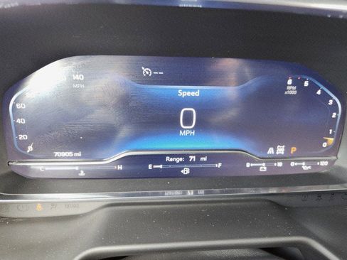 Used 2022 Chevrolet Tahoe LT w/ Luxury Package image 39