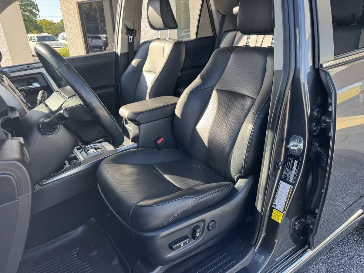 Used 2023 Toyota 4Runner Limited RWD image 11