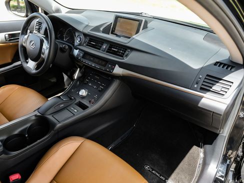 Used 2012 Lexus CT 200h Premium w/ Premium Audio Pkg FWD image 16