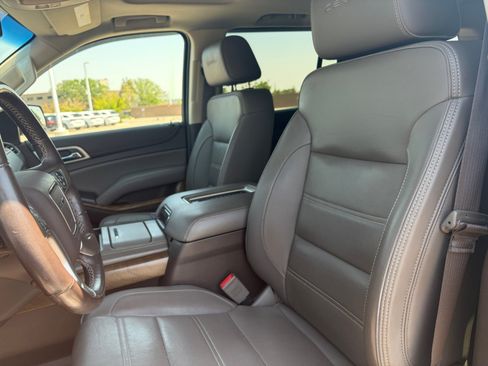 Used 2019 GMC Yukon Denali AWD/4WD image 15