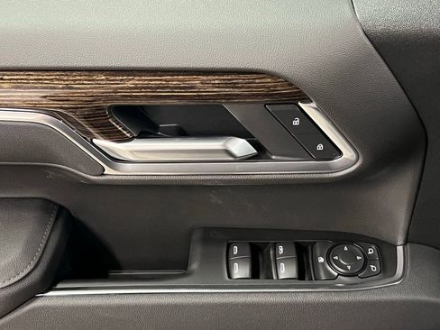 New 2026 GMC Sierra 1500 Elevation image 18