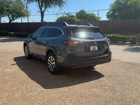 Used 2023 Subaru Outback Premium AWD/4WD image 10