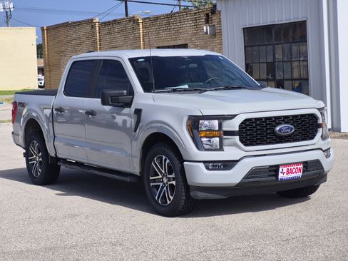 Used 2023 Ford F150 XL w/ STX Appearance Package RWD image 3