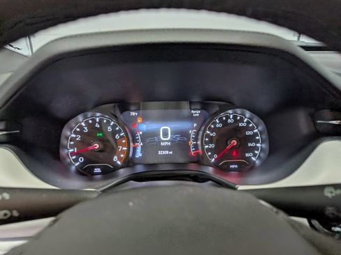 Used 2025 Jeep Compass Limited AWD/4WD image 15