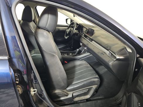 Used 2018 MAZDA MAZDA6 Touring FWD image 11