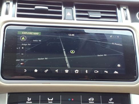 Used 2019 Land Rover Range Rover HSE image 16