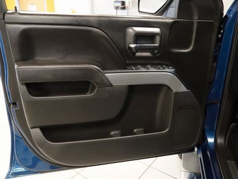 Used 2018 Chevrolet Silverado 1500 LT w/ All Star Edition image 16