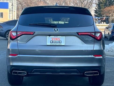 Used 2023 Acura MDX SH-AWD image 16