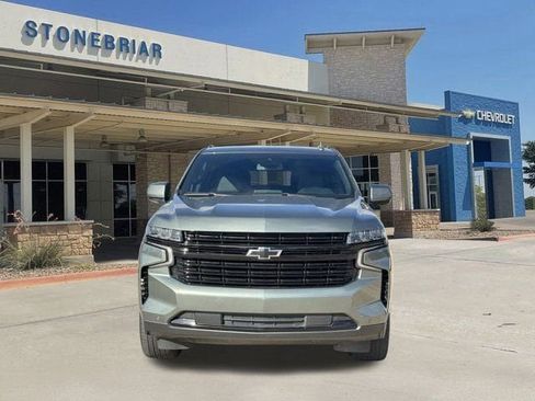 Used 2024 Chevrolet Suburban RST image 9