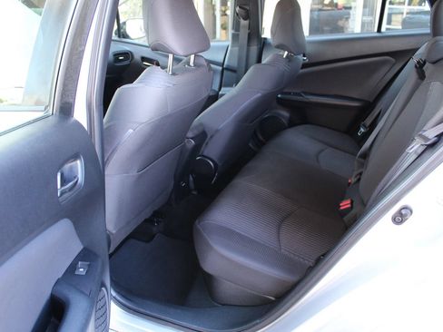 Used 2017 Toyota Prius Four FWD image 12