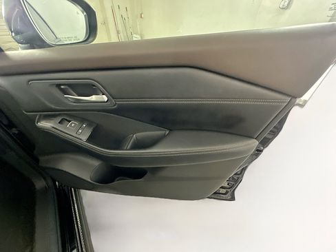 Used 2023 Nissan Rogue SL w/ SL Premium Package FWD image 33