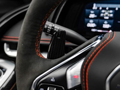 Used 2025 Chevrolet Corvette Z06 w/ Z07 Performance Package image 56