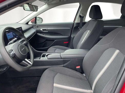 Used 2025 Hyundai Sonata SEL FWD image 21