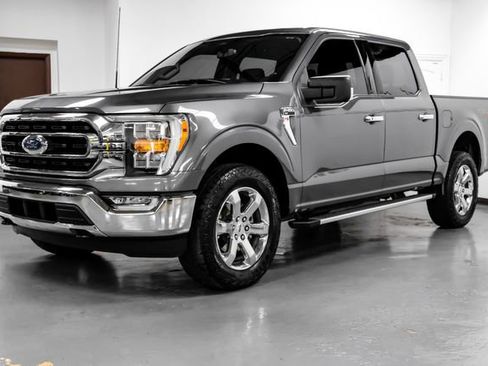 Used 2022 Ford F150 XLT w/ Equipment Group 302A High image 8