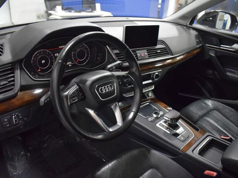 Used 2018 Audi Q5 2.0T Premium Plus w/ Premium Plus Package image 8
