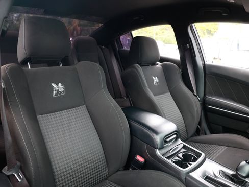 Used 2022 Dodge Charger Scat Pack w/ Harman/Kardon Audio Group image 20