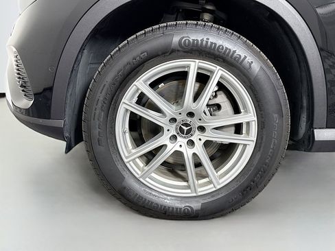 Used 2025 Mercedes-Benz GLC 300 image 29