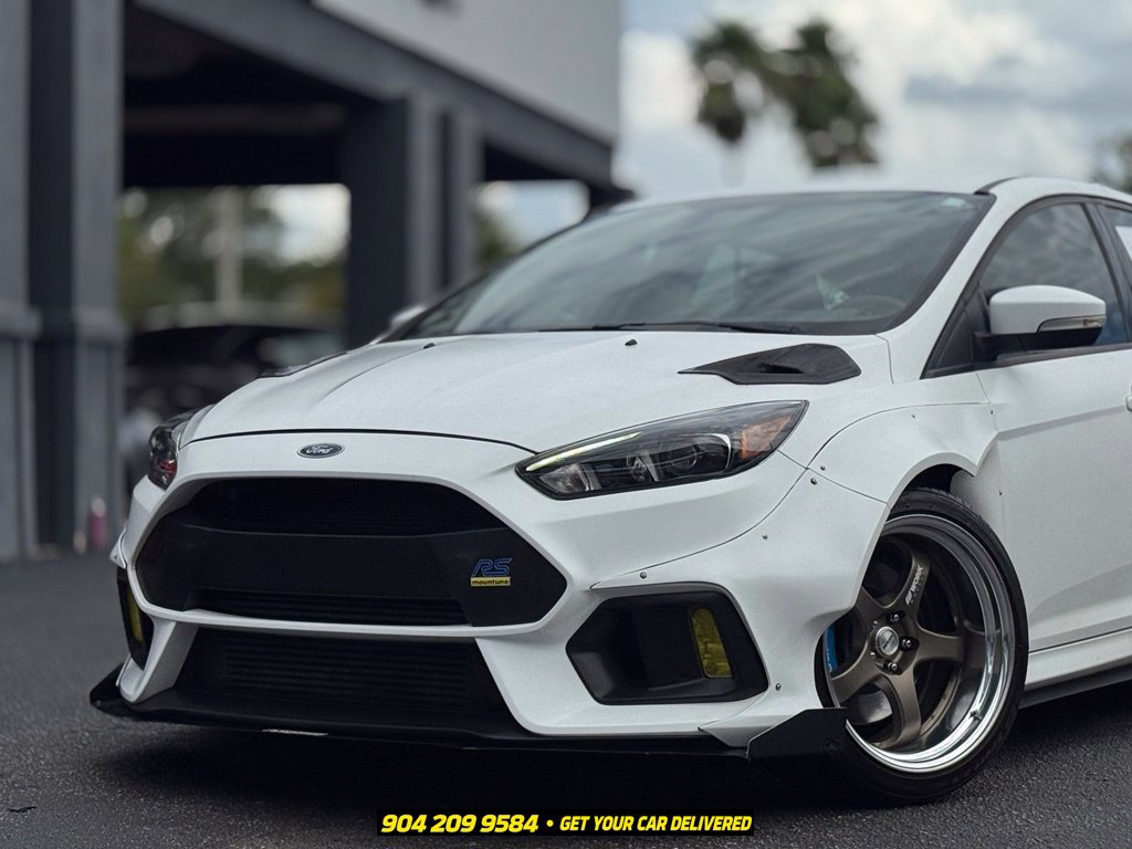 Used 2017 Ford Focus RS AWD/4WD image 2