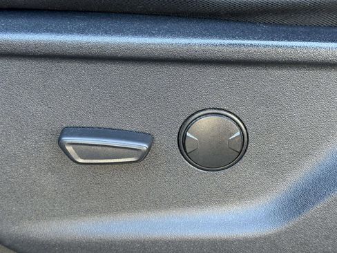 Used 2022 Ford F150 XLT w/ XLT Black Appearance Package image 19