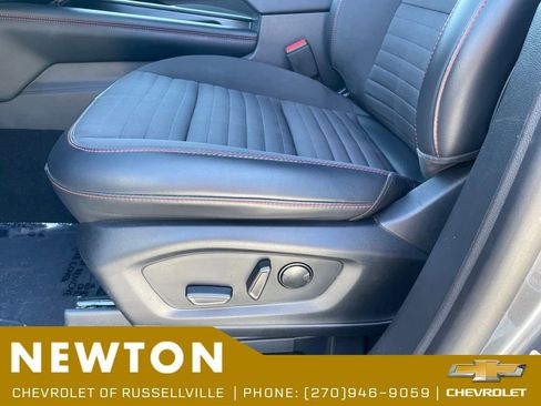 Used 2025 Ford Explorer ST-Line w/ ST-Line Street Pack AWD/4WD image 6