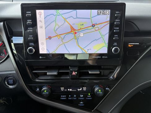 Used 2022 Toyota Camry XSE image 17