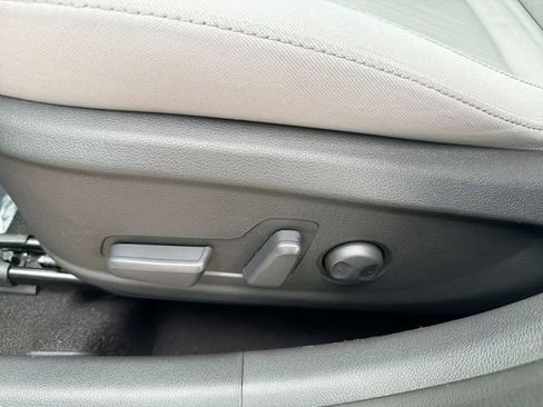 Used 2023 Hyundai Kona SEL w/ Convenience Package image 16