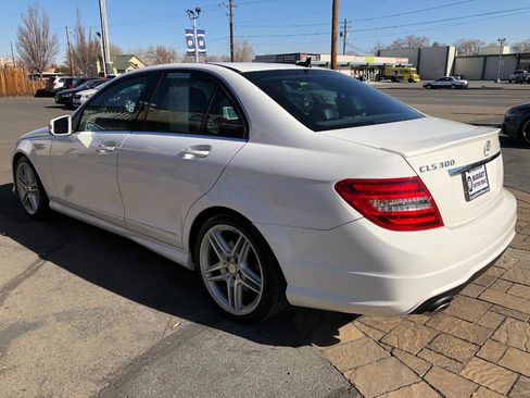 Used 2013 Mercedes-Benz C 300 C300 4MATIC Sport Sedan image 4