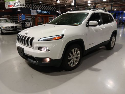 Used 2016 Jeep Cherokee Limited AWD/4WD image 1