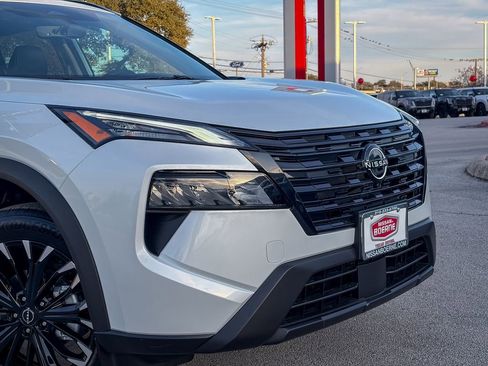 New 2026 Nissan Rogue Dark Armor image 3