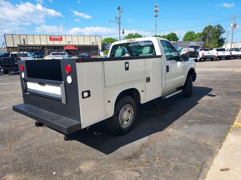 Used 2015 Ford F250 XL AWD/4WD image 3