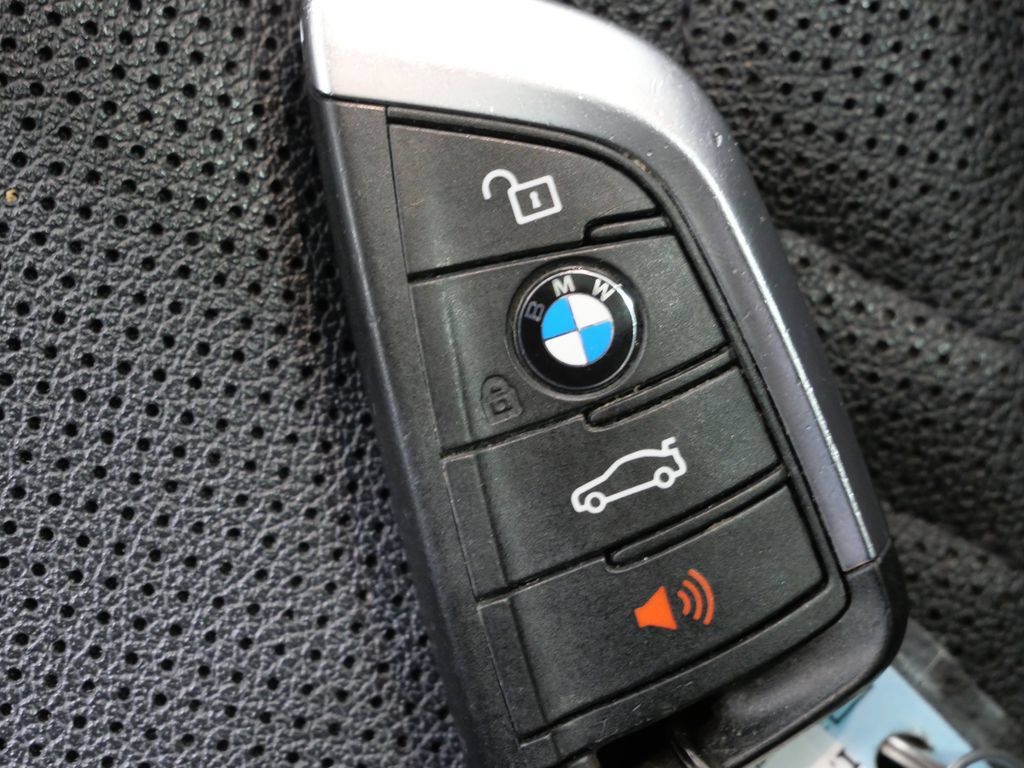 Used 2023 BMW 530i xDrive w/ Convenience Package AWD/4WD image 27