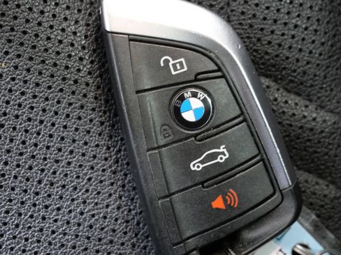 Used 2023 BMW 530i xDrive w/ Convenience Package AWD/4WD image 27