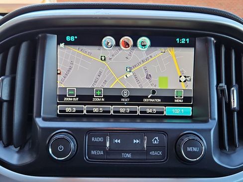 Used 2015 Chevrolet Colorado LT w/ LT Convenience Package image 17