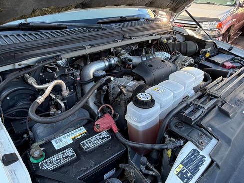 Used 2003 Ford F350 XLT AWD/4WD image 15