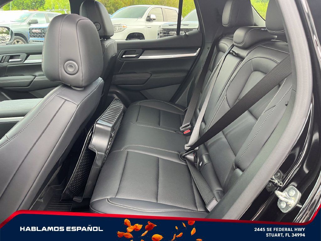 New 2027 GMC Terrain Elevation w/ Elevation Premium Package FWD image 11