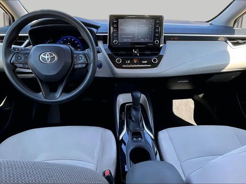 Used 2021 Toyota Corolla LE FWD image 13