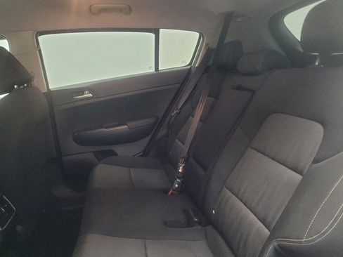 Used 2019 Kia Sportage LX FWD image 18