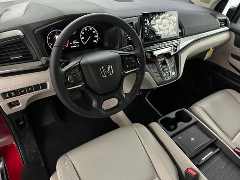 New 2026 Honda Odyssey EX-L image 4